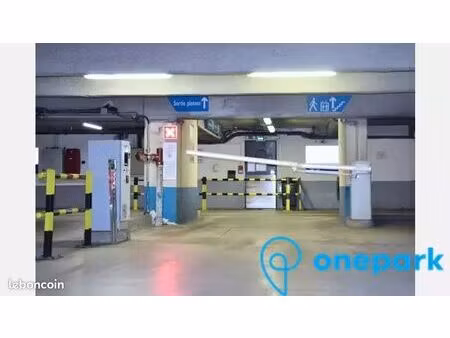 parking/box 12 m² bagnolet