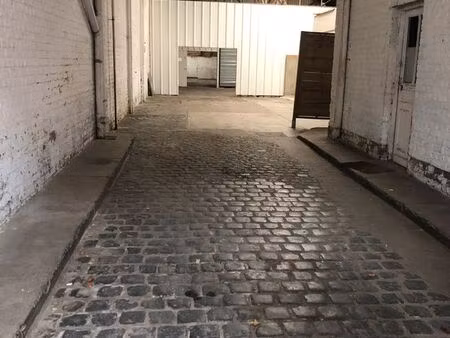 hangar à louer