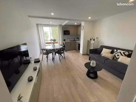 superbe appartement 1 pièce 26/m² + parking privé + fibre inclus