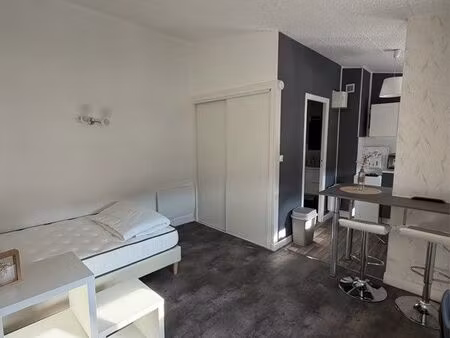 studio meublé
