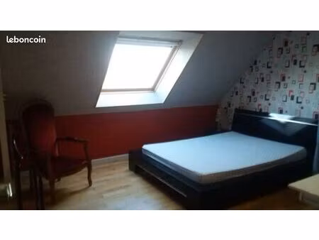 loue chambre meublée 270 charges com