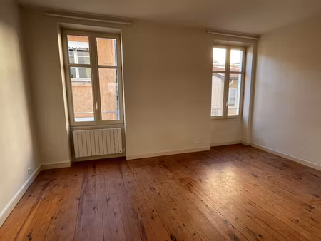 f2 - 10 rue imbert colomes 69001 lyon
