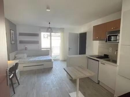 t1- residence etudiante - proche commodites