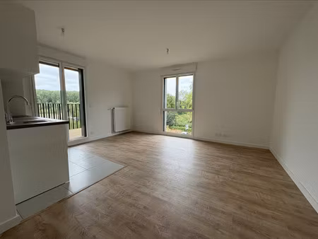 appartement - 2ème étage - 45 42 m2 - 2 pièces - non meublé