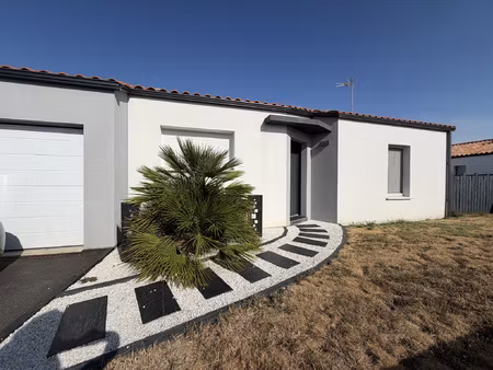 a 5 min d'aizenay  maison de plain- pied -3 chambres sur 57