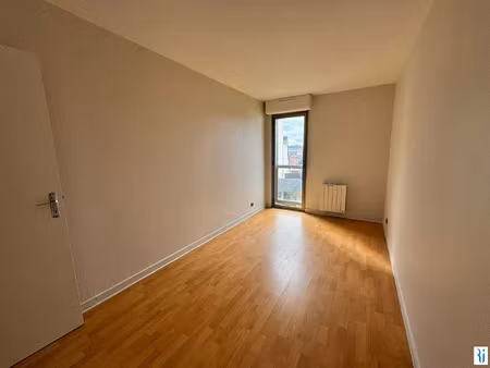 location appartement 3 pièces 84 m² à rouen (76000)