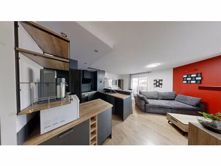 appartement t3 avec terrasse  ascenseur et parking privatif