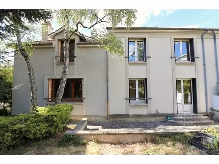 maison de 144 m² à vendre. 8 pièces dont 5 chambres située coteaux est d'epernay (51)