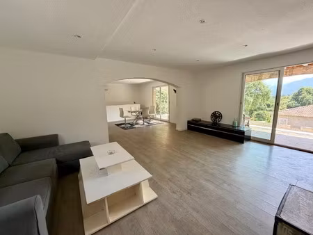 furiani (20) maison à vendre 5 pièces de 136 m2 avec studio indépendante