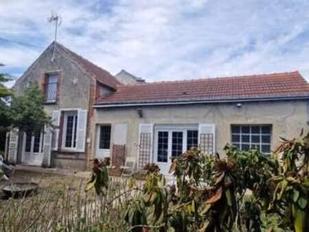 vente maison à chartres (28000) : à vendre / 75m² chartres