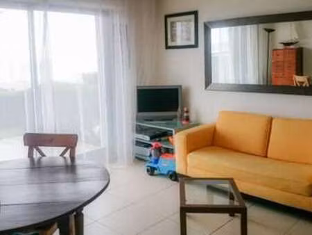 location appartement 2 pièces bord de mer à luc-sur-mer (14530) : à louer 2 pièces bord de