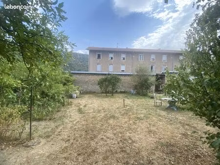 appartement 3 pièces 76 m²