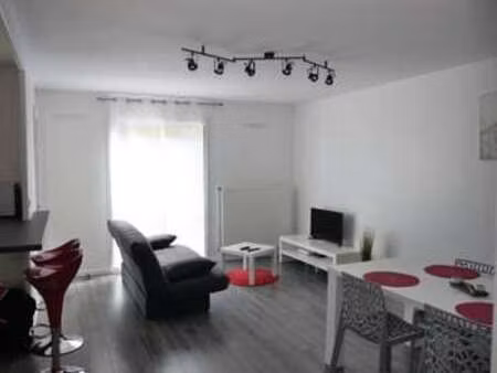 location appartement chambre à lorient universite - blum (56100) : à louer chambre / 80m² 