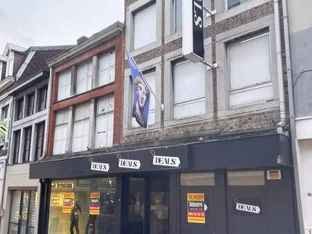 ruime commerciële toplocatie te koop in tongeren