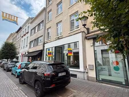 instapklare handelsruimte van 65 m² te huur