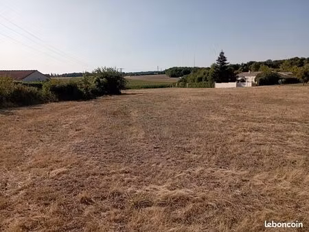 terrains à vendre à saintes