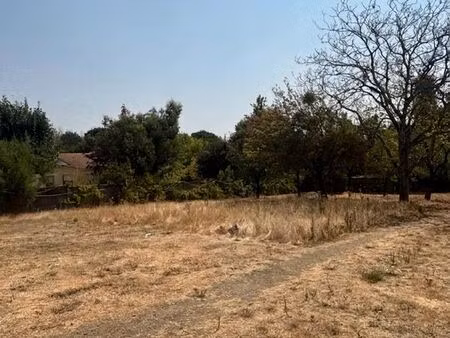 terrain constructible 965 m² – boufféré/montaigu – emplacement recherché