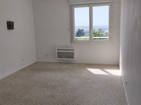 studio 1 pièce 22 m²