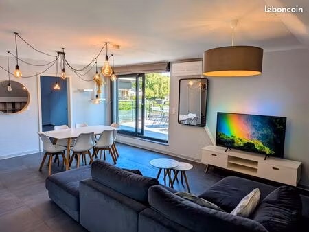 appartement f3 meublé et climatisé de 92m² au sol
