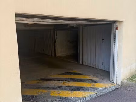 garage à louer à courseulles sur mer