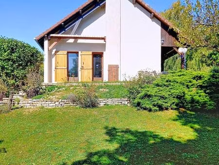 propriété 6 pièces 133 m²