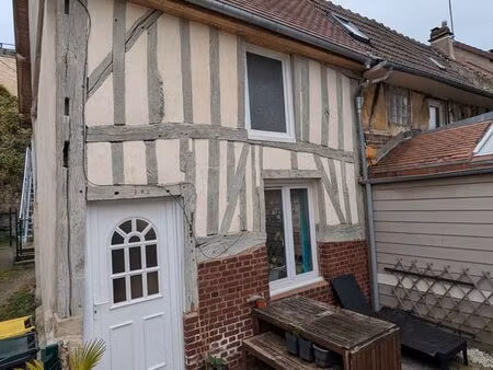 maison de ville t2 non meublée de 50 m² avec jardinet exposé sud – gare sncf à 10 min – sa