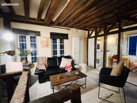 bail mobilité duplex en plein centre de paris