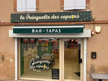 local commercial avec fond de commerce