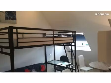 studio aéré  lumineux  calme  tb situé  compris 1 parking privé / fibre / smarttv40