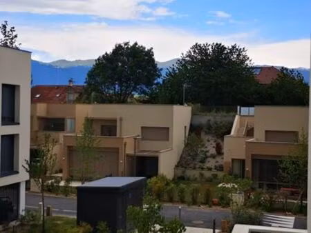 magnifique appartement t1 neuf meublé avec balcon de 39m2 sud-ouest