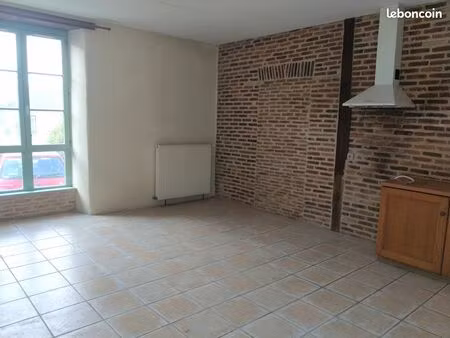 appartement t3 cave parking jardinet