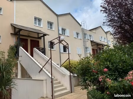 appartement meublé 3 pièces – 60 m² - quartier saint quentin montigny le bretonneux