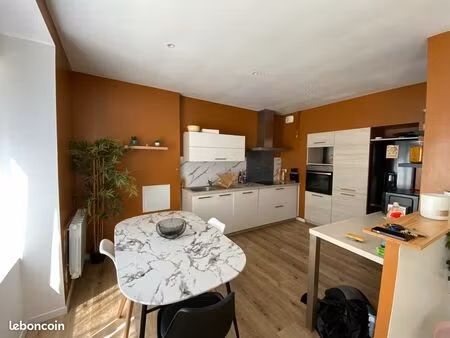 duplex meublé – 59 m² – centre-ville de guerlédan