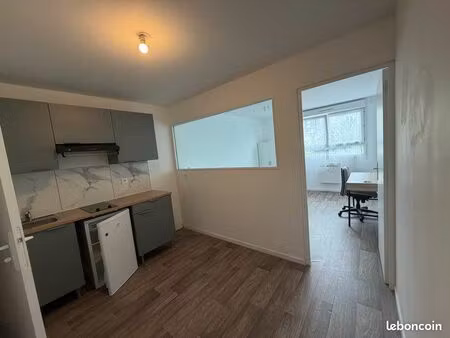 studio meublé 23m2