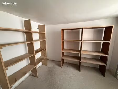 cave à louer - rez de chausée - nogent sur marne (boulevard de strasbourg)