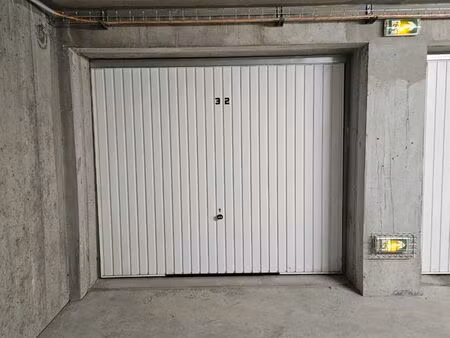 garage neuf à louer centre st alban leysse