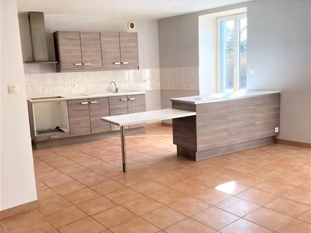 location appartement 3 pièces 86 m² à anneyron (26140)