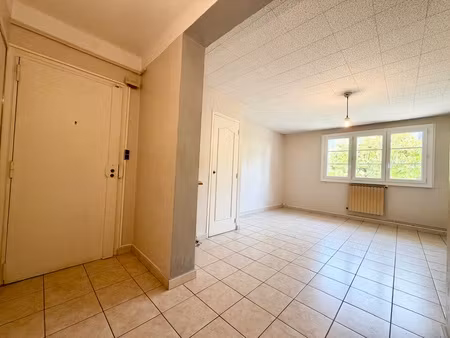 appartement 3 pièces - 58 m²