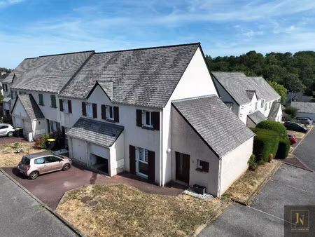 maison 5 pièce - 4 chambres - 103 m2 - centre saint avé - au