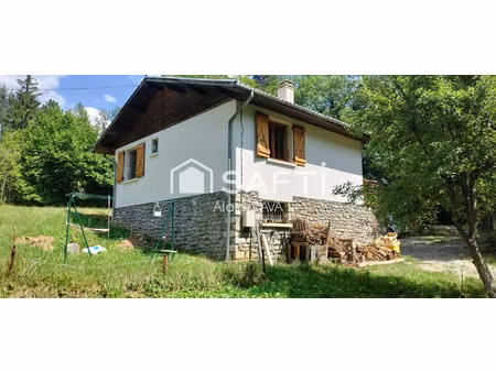 vente maison 3 pièces 51 m² seyne (04140)