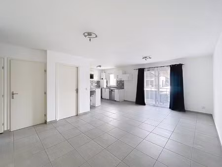 appartement t3 + annexes - la chambre
