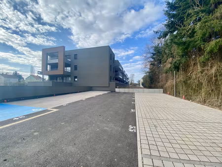 t3 neuf avec terrasse plein sud-est  garage et parking couve