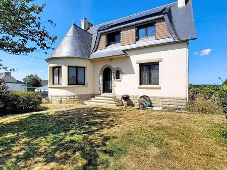 maison avec de grands volumes