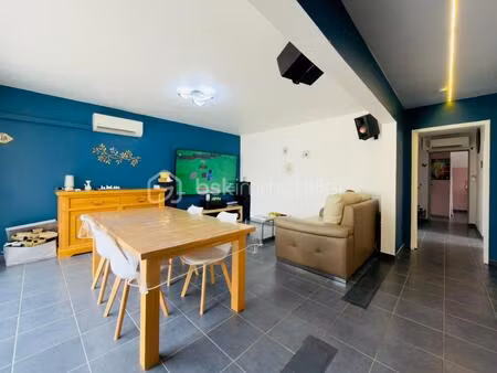 sorgues – maison familiale de 150 m² – autonomie en eau et en électricité – piscine  spa  