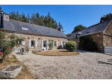 élégante propriété de caractère au cœur de la campagne bretonne
