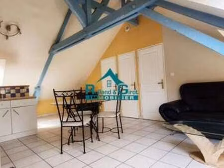 location appartement 2 pièces meublé à liffré (35340) : à louer 2 pièces meublé / 29m² lif