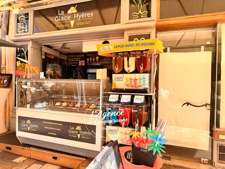 vente local commercial 4 pièces 25m2 hyères 83400 - 119000 € - surface privée