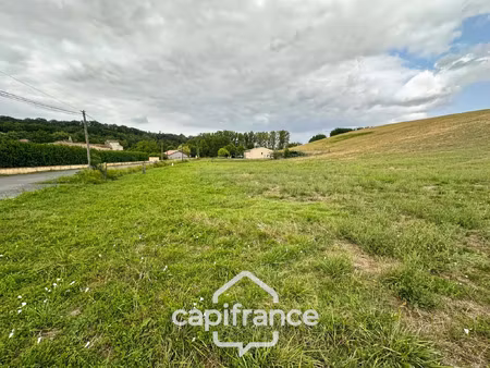 terrain à vendre saint caprais de lerm 1228m2 57 000€