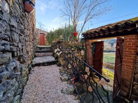 maison de village 105m2 avec dépendance