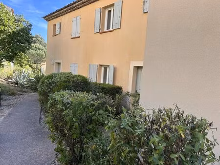 maison t4 avec piscine neuve pour la résidence et parking à